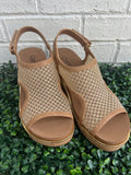 Caramel Mesh Carley Corkys